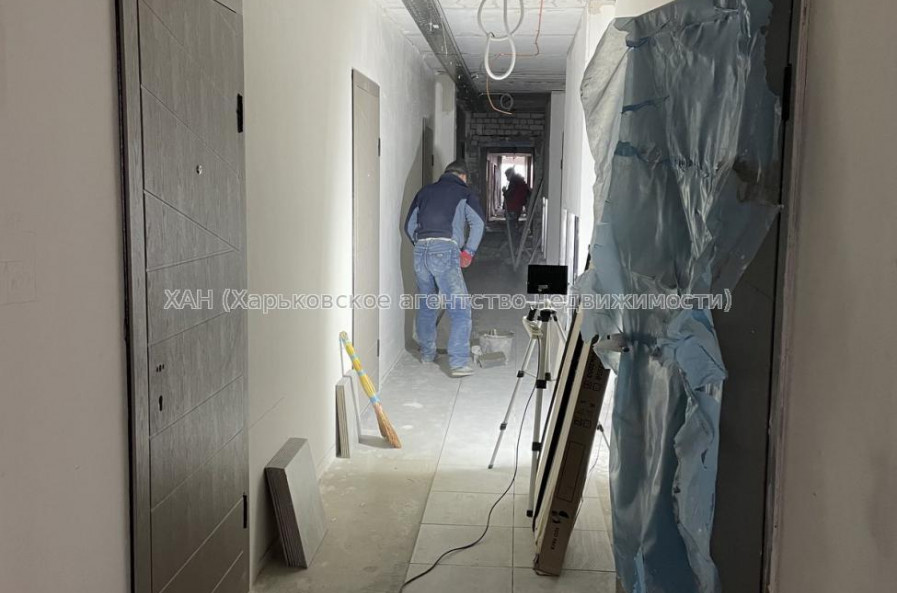 Продам квартиру, Героев Харькова просп. , 118 , 1  ком., 22 м², без внутренних работ 