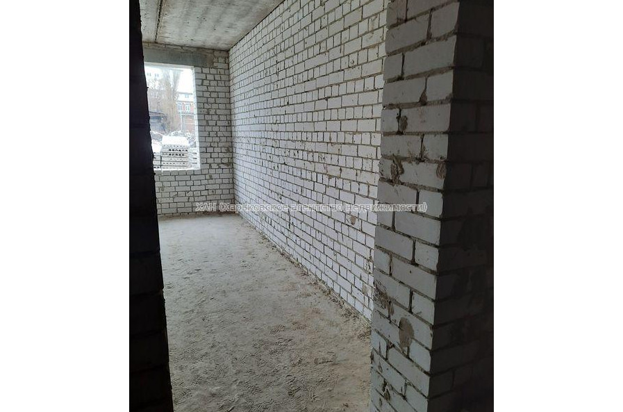 Продам квартиру, Героев Харькова просп. , 118 , 1  ком., 22 м², без внутренних работ 