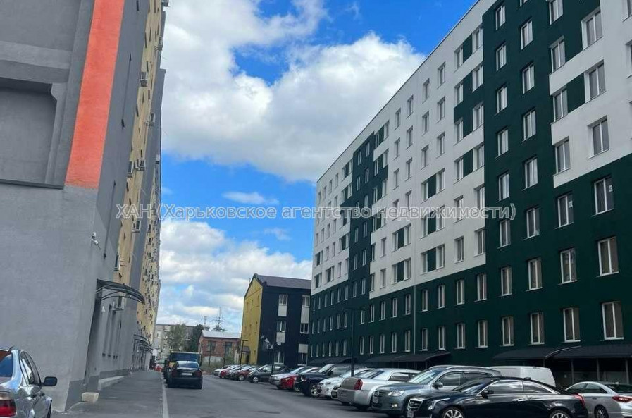 Продам квартиру, Героев Харькова просп. , 118 , 1  ком., 22 м², без внутренних работ 