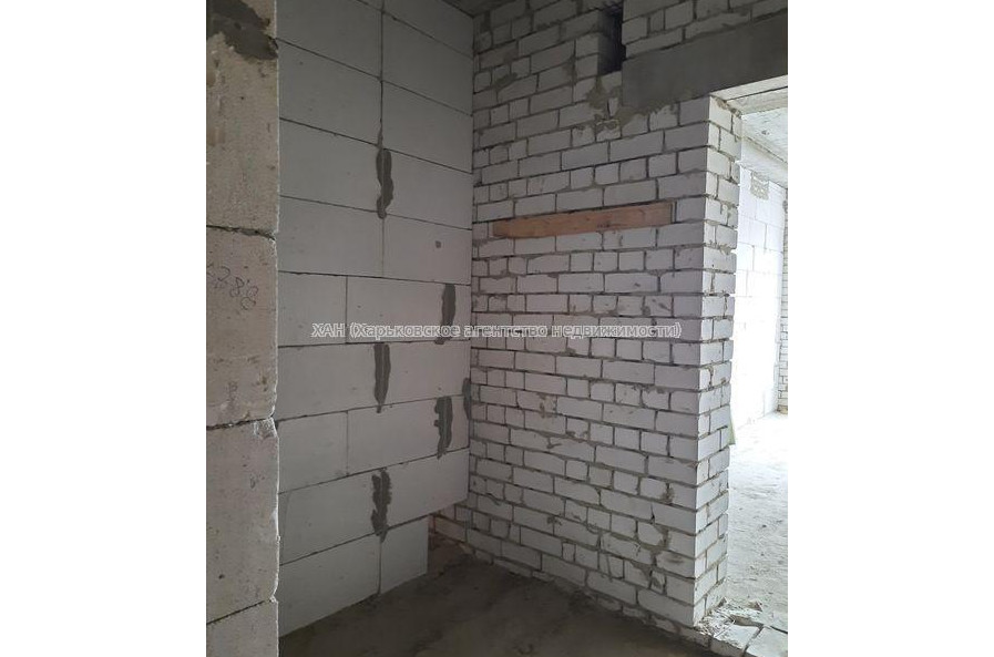 Продам квартиру, Героев Харькова просп. , 118 , 1  ком., 22 м², без внутренних работ 