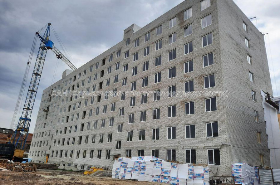 Продам квартиру, Героев Харькова просп. , 118 , 1  ком., 22 м², без внутренних работ 