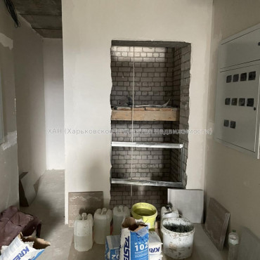 Продам квартиру, Героев Харькова просп. , 1 кім., 22 м², без внутренних работ 