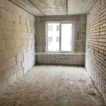 Продам квартиру, Героев Харькова просп. , 1 кім., 22 м², без внутренних работ 