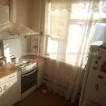Продам квартиру, Амосова ул. , 3  ком., 64 м², косметический ремонт 