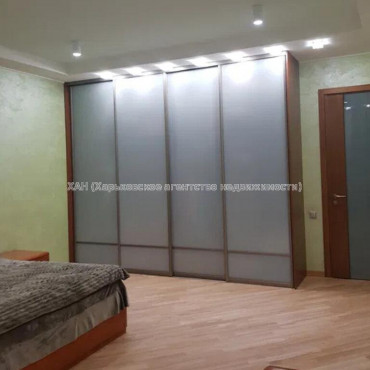 Продам квартиру, Чернышевская ул. , 3  ком., 150 м², евроремонт 