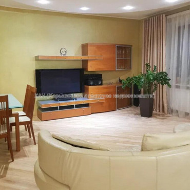 Продам квартиру, Чернышевская ул. , 3  ком., 150 м², евроремонт 