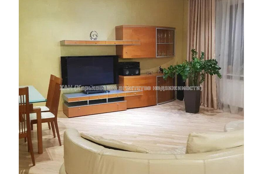 Продам квартиру, Чернышевская ул. , 3  ком., 150 м², евроремонт 