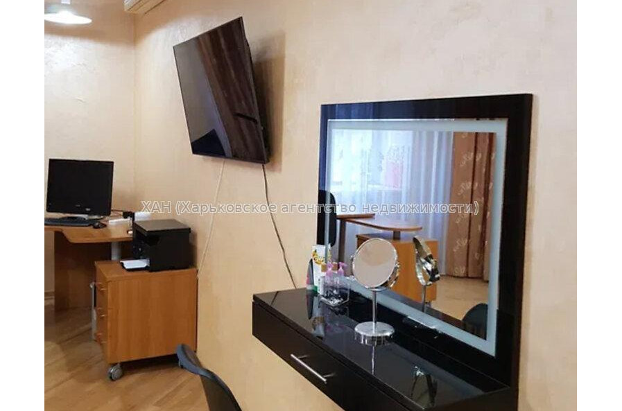 Продам квартиру, Чернышевская ул. , 3  ком., 150 м², евроремонт 