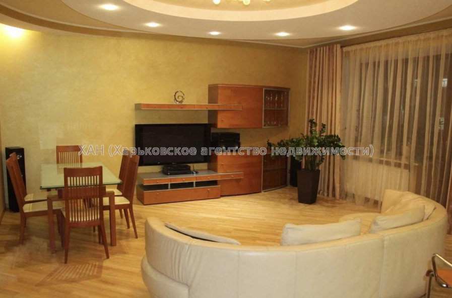 Продам квартиру, Чернышевская ул. , 3  ком., 150 м², евроремонт 