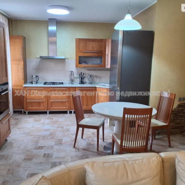 Продам квартиру, Чернышевская ул. , 3  ком., 150 м², евроремонт 