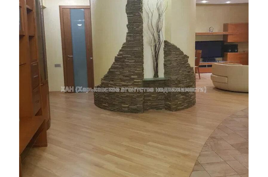 Продам квартиру, Чернышевская ул. , 3  ком., 150 м², евроремонт 