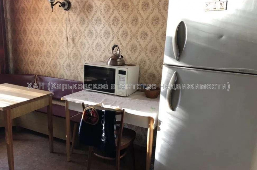 Продам квартиру, Куликовская ул. , 5  ком., 117 м², косметический ремонт 