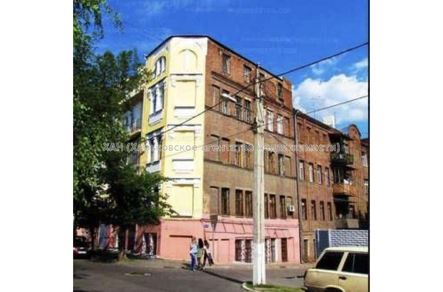 Продам квартиру, Куликовская ул. , 5  ком., 117 м², косметический ремонт 