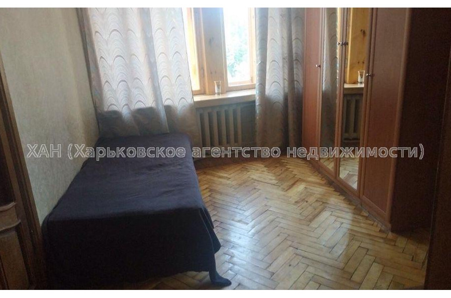 Продам квартиру, Куликовская ул. , 5  ком., 117 м², косметический ремонт 