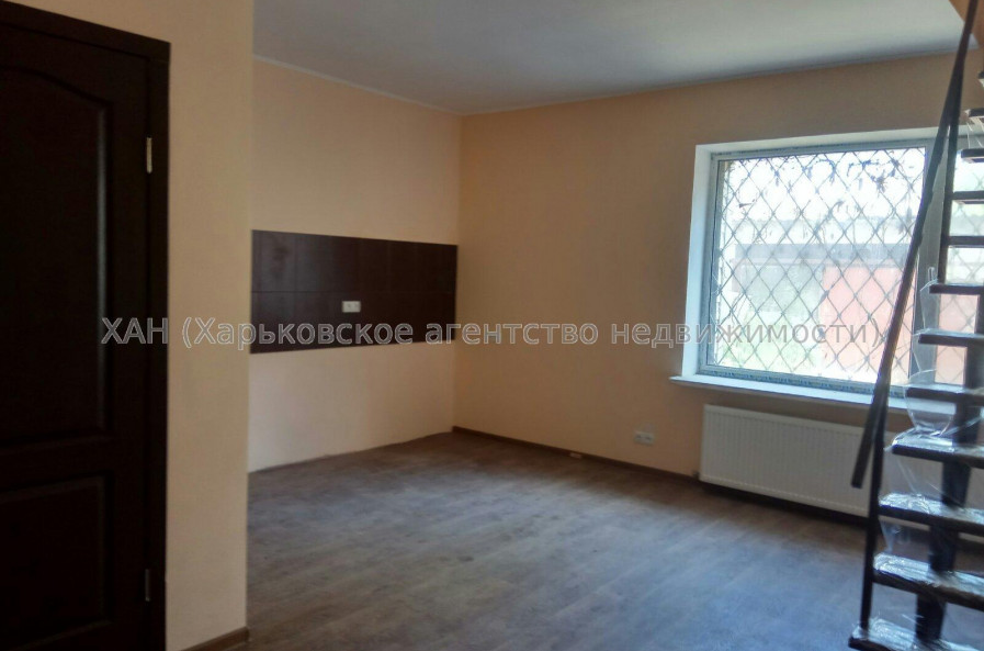 Продам квартиру, Юмашева ул. , 3  ком., 56.50 м², капитальный ремонт 