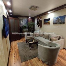 Продам квартиру, Европейская ул. , 3  ком., 65 м², капитальный ремонт