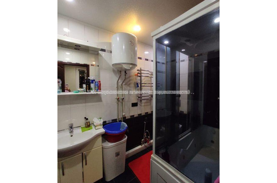 Продам квартиру, Европейская ул. , 3  ком., 65 м², капитальный ремонт 