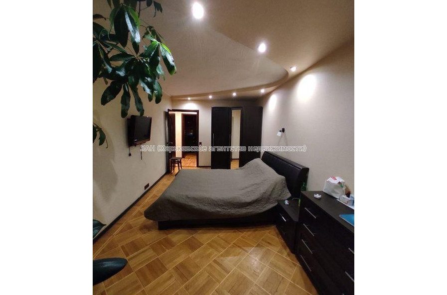 Продам квартиру, Европейская ул. , 3  ком., 65 м², капитальный ремонт 