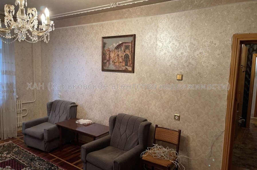 Продам квартиру, Каденюка ул. , 2 кім., 51 м², косметический ремонт 