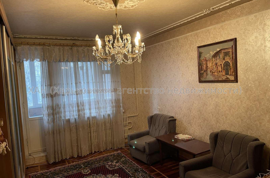 Продам квартиру, Каденюка ул. , 2 кім., 51 м², косметический ремонт 