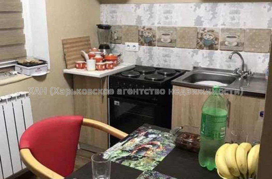 Продам квартиру, Ахсарова Энвера ул. , 1  ком., 33 м², капитальный ремонт 