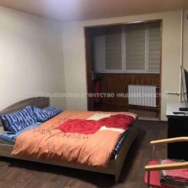 Продам квартиру, Ахсарова Энвера ул. , 1  ком., 33 м², капитальный ремонт 