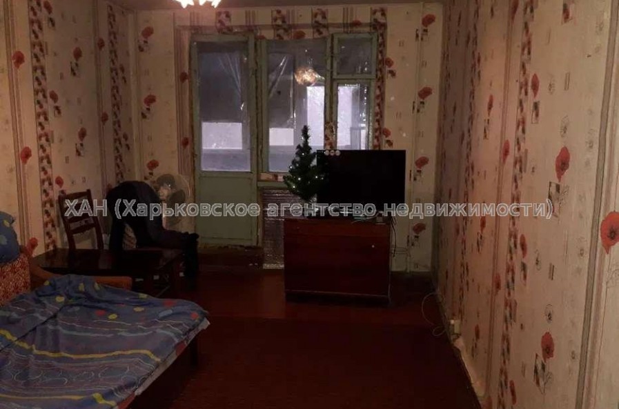 Продам квартиру, Гагарина просп. , 1  ком., 37 м², косметический ремонт 