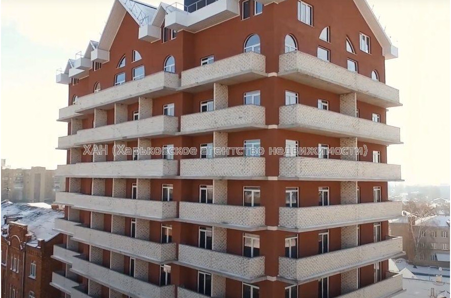 Продам квартиру, Хмельницкого Богдана ул. , 1  ком., 32 м², без внутренних работ 
