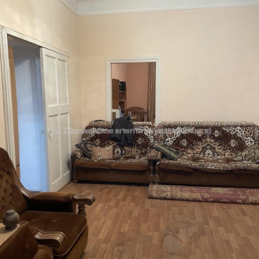 Продам квартиру, Молчановский пер. , 3  ком., 66 м², косметический ремонт 