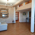 Продам квартиру, Александровский просп. , 2  ком., 75 м², капитальный ремонт 