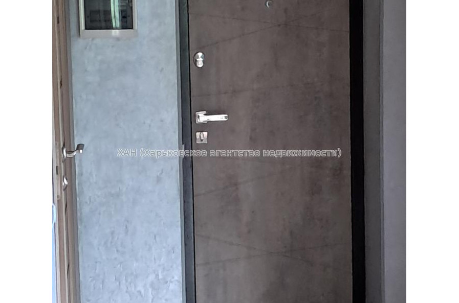 Продам квартиру, Байрона пр-т , 140 , 3 кім., 50.70 м², капитальный ремонт 