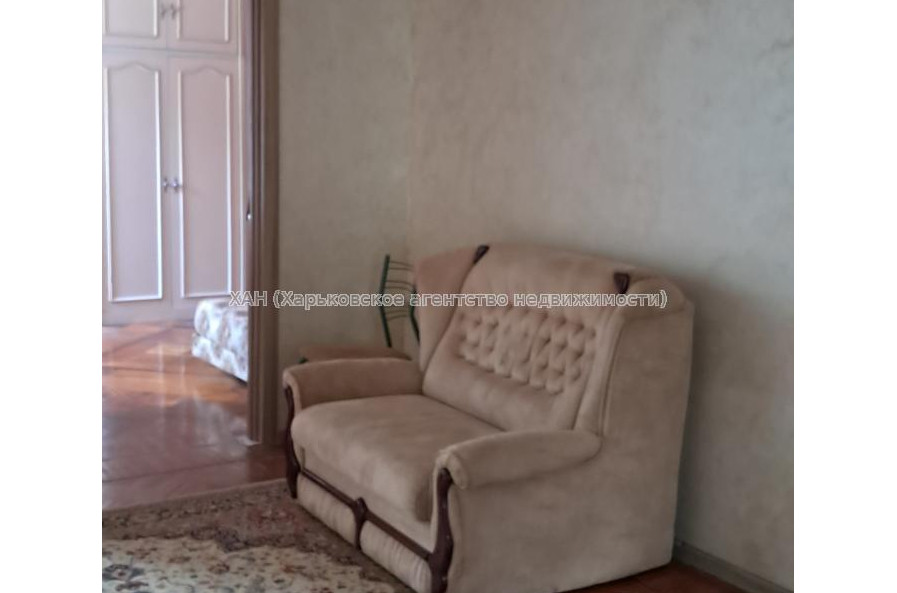 Продам квартиру, Байрона пр-т , 140 , 3 кім., 50.70 м², капитальный ремонт 