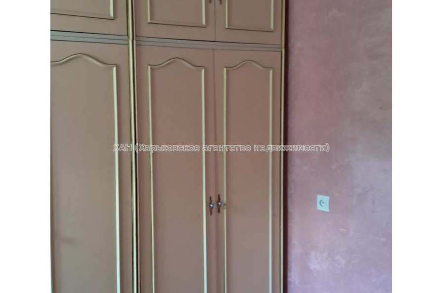 Продам квартиру, Байрона пр-т , 140 , 3 кім., 50.70 м², капитальный ремонт 