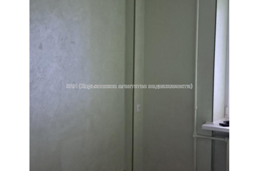 Продам квартиру, Байрона пр-т , 140 , 3 кім., 50.70 м², капитальный ремонт 