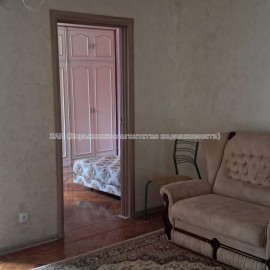 Продам квартиру, Байрона пр-т , 140 , 3 кім., 50.70 м², капитальный ремонт