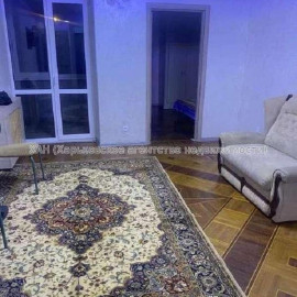 Продам квартиру, Байрона пр-т , 3 кім., 52 м², капитальный ремонт