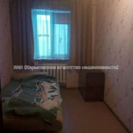 Продам квартиру, Власенко ул. , 2 кім., 30 м², без ремонта