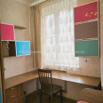 Продам квартиру, Гвардейцев Широнинцев ул. , 4  ком., 100 м², капитальный ремонт 