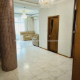 Продам квартиру, Гвардейцев Широнинцев ул. , 4  ком., 100 м², капитальный ремонт 