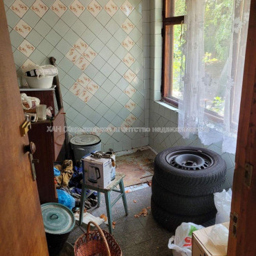 Продам квартиру, Владислава Зубенко ул. , 2  ком., 44 м², советский ремонт 