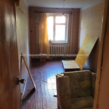 Продам квартиру, Владислава Зубенко ул. , 2  ком., 44 м², советский ремонт 