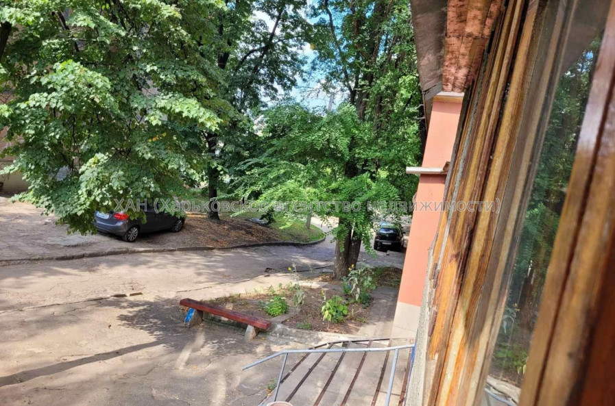 Продам квартиру, Владислава Зубенко ул. , 2  ком., 44 м², советский ремонт 