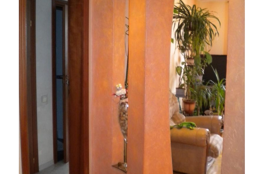 Продам квартиру, Кричевского ул. , 3 кім., 86 м², капитальный ремонт 