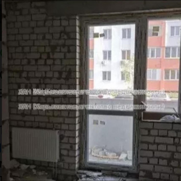 Продам квартиру, Мира ул. , 1  ком., 38 м², без внутренних работ 