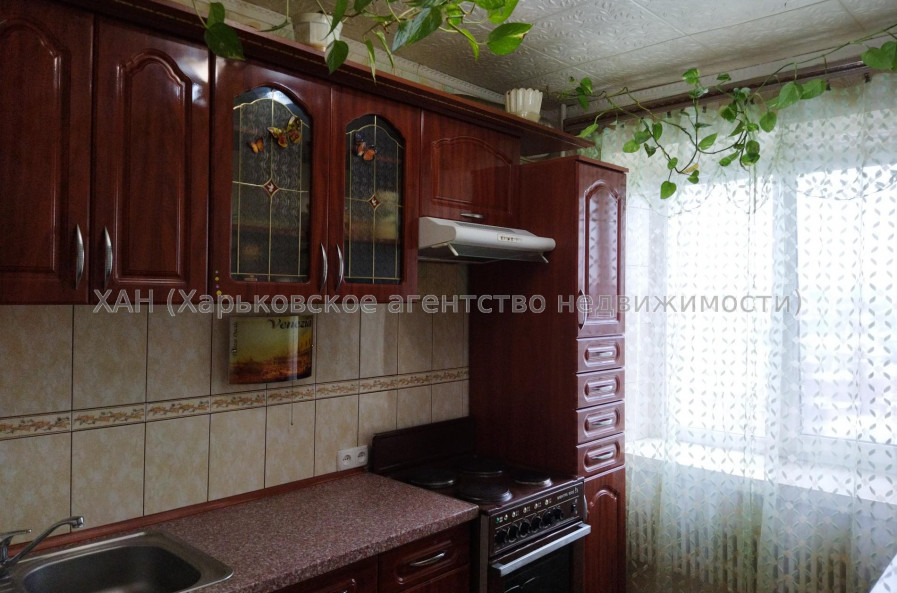 Продам квартиру, Достоевского ул. , 1  ком., 34 м², капитальный ремонт 