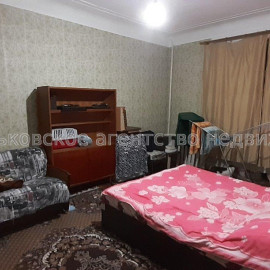 Продам квартиру, Бекетова ул. , 1  ком., 37 м², косметический ремонт