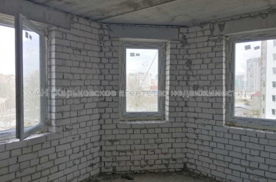 Продам квартиру, Елизаветинская ул. , 2  ком., 77 м², без внутренних работ 