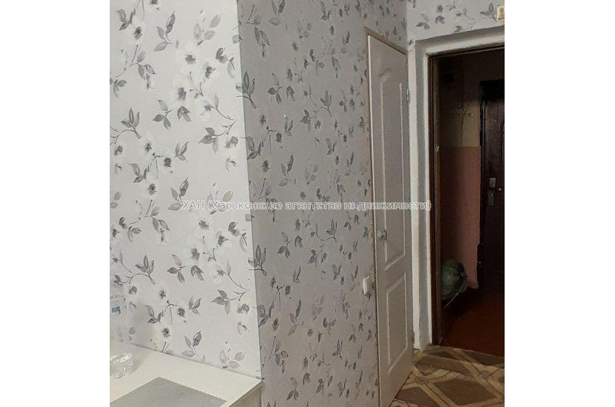Продам квартиру, 12 Апреля ул. , 1 кім., 21 м², капитальный ремонт 