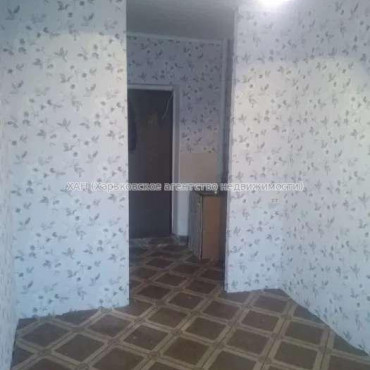 Продам квартиру, 12 Апреля ул. , 1 кім., 21 м², капитальный ремонт 