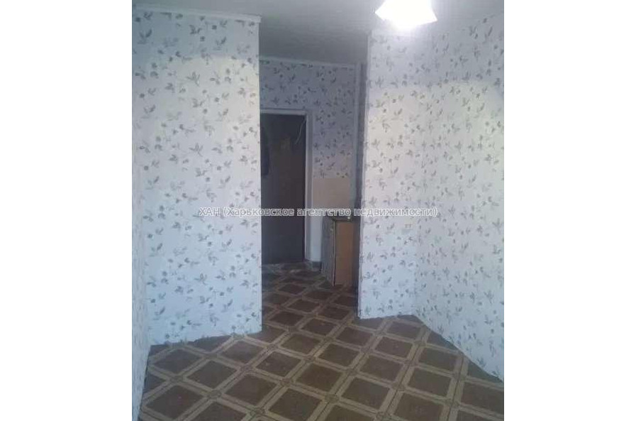 Продам квартиру, 12 Апреля ул. , 1 кім., 21 м², капитальный ремонт 